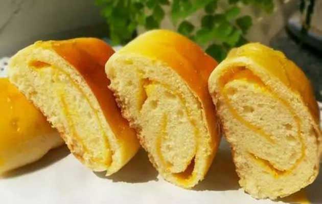 mango-flavored bread