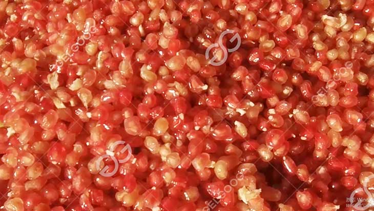 pomegranate-seeds